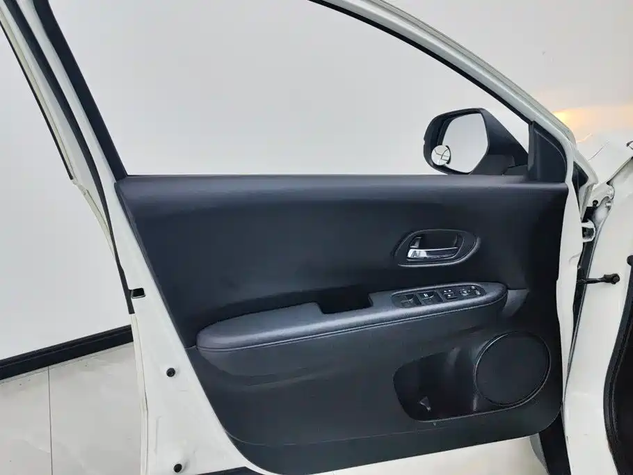 Honda Vezel — миниатюра 7