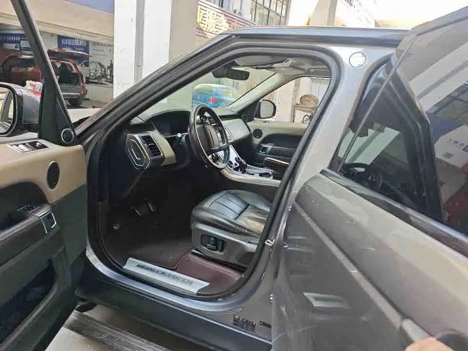 Land Rover Sport — миниатюра 6
