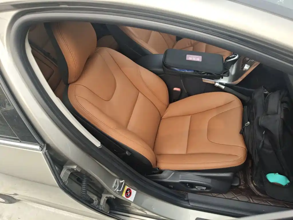 Volvo S60 — миниатюра 25