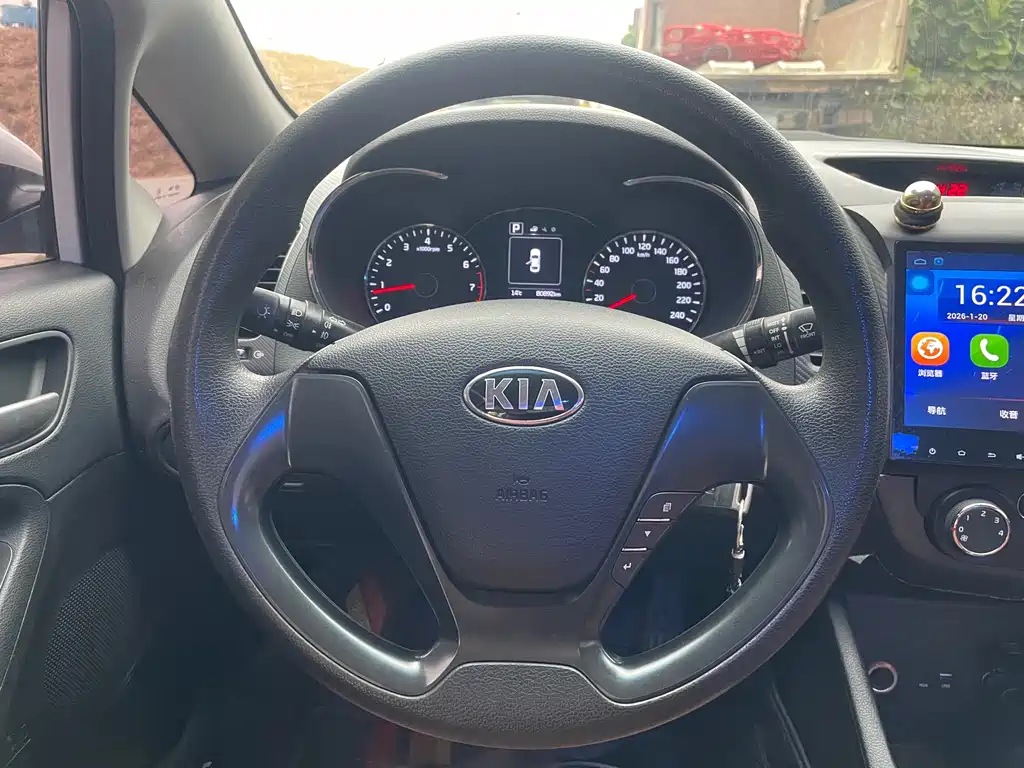 KIA K3
