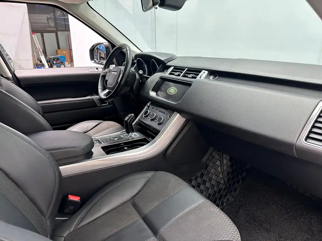 Land Rover Range Rover Sport 2016 3.0T