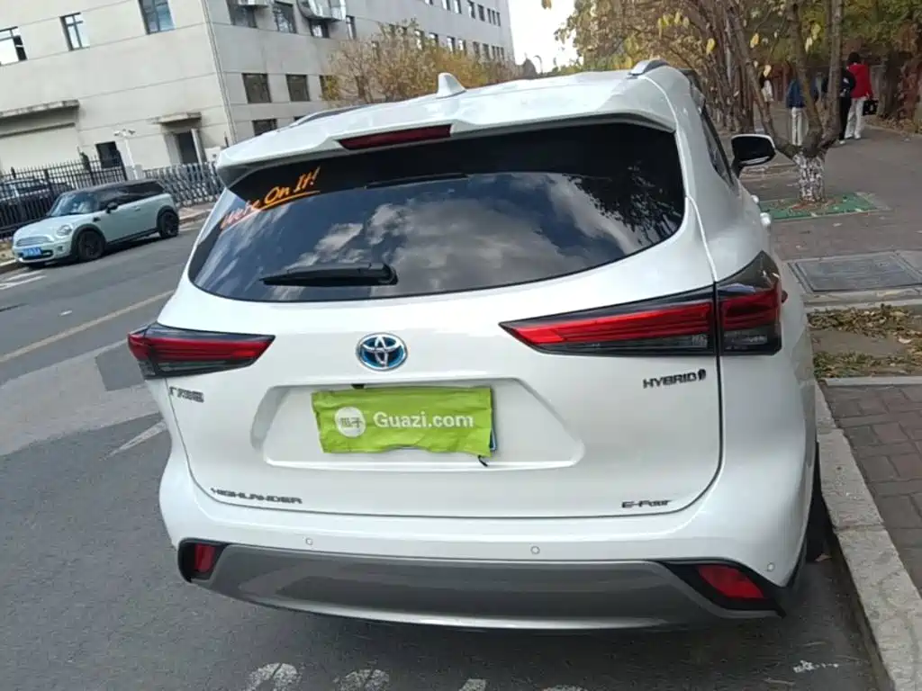 Toyota Highlander — миниатюра 6