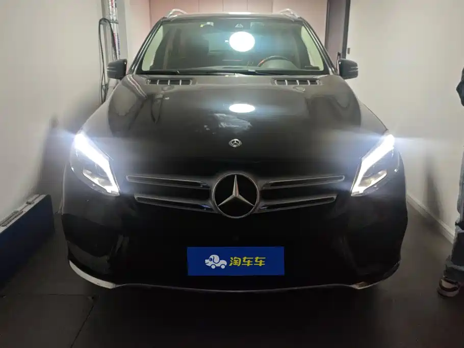 Mercedes-Benz GLE (Import) — миниатюра 2