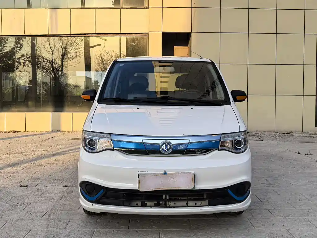 Dongfeng Succe 2019 7 мест