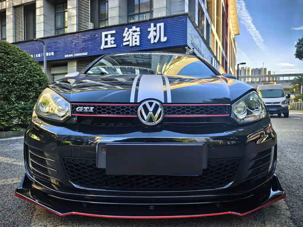 Volkswagen Golf GTI — миниатюра 4