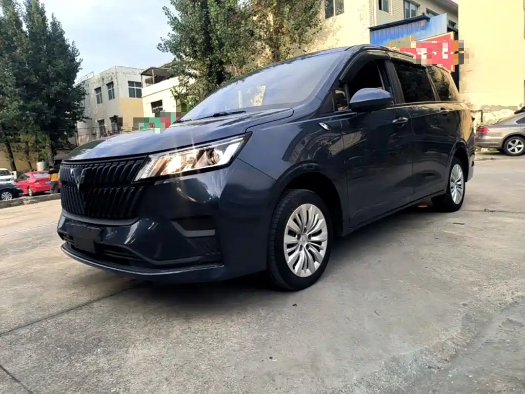 Wuling Jiachen