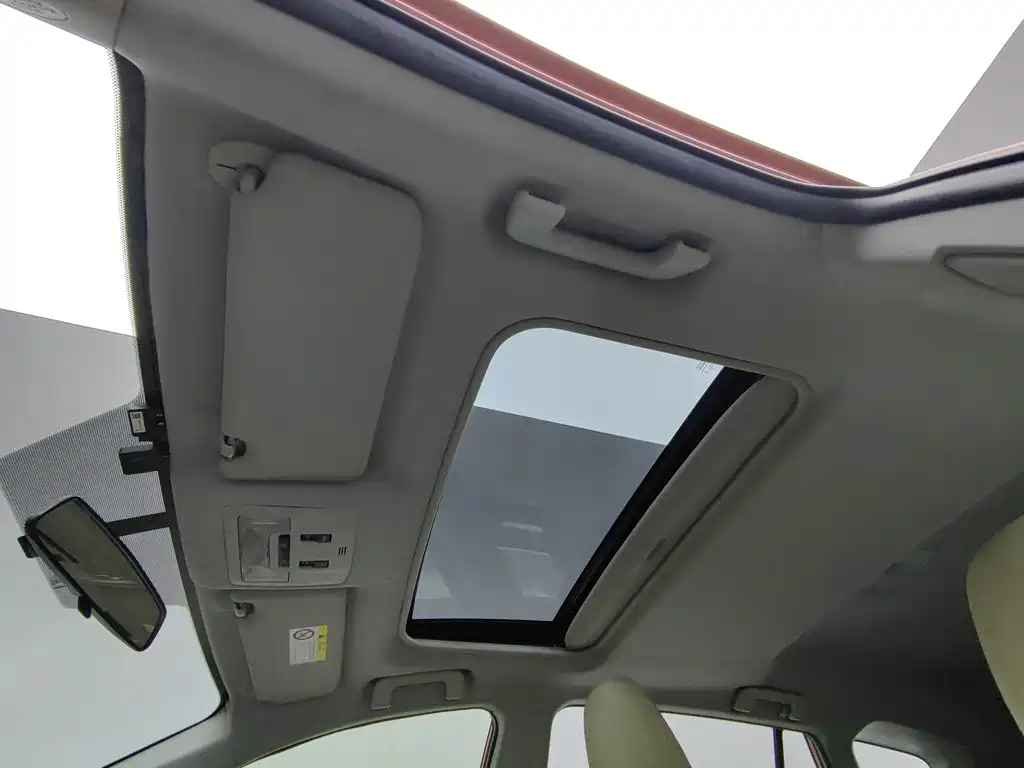 Toyota RAV4 — миниатюра 14
