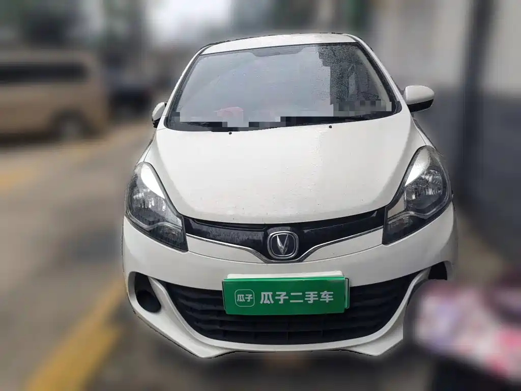 Changan Benben E-Star — миниатюра 2
