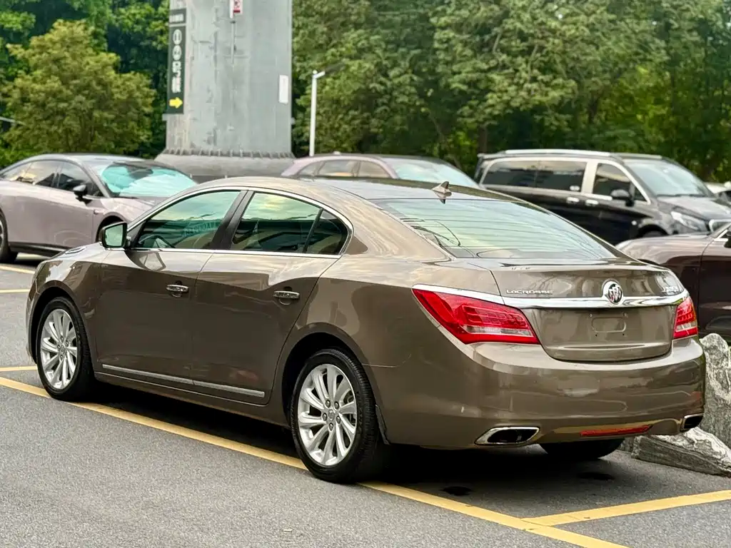 Buick LaCrosse — миниатюра 5