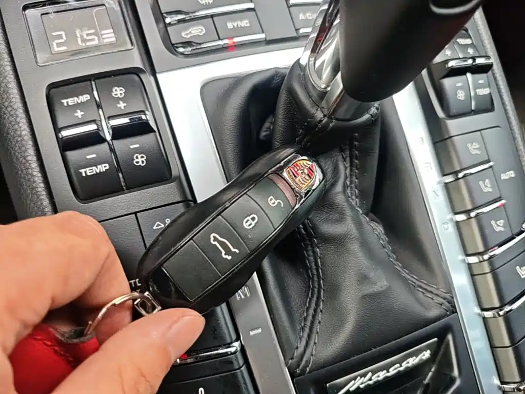 Porsche Macan — миниатюра 13