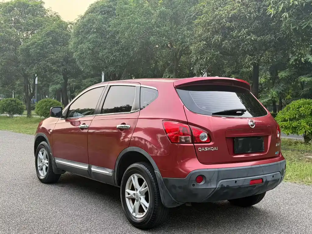 Nissan Qashqai — миниатюра 9