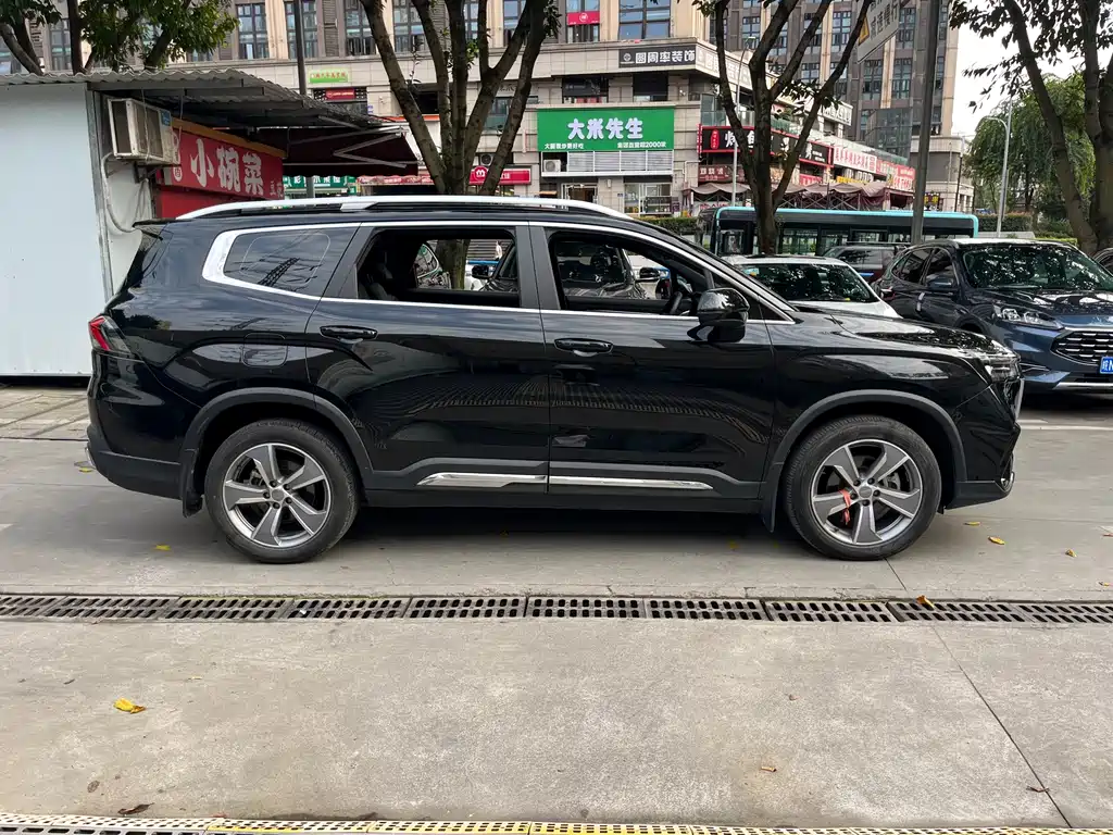 Geely Haoyue L — миниатюра 7