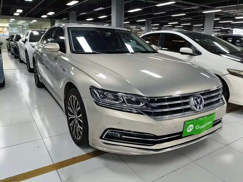 Volkswagen Phideon 2019 380TSI VI