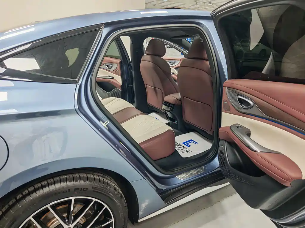 BYD Seal — миниатюра 11
