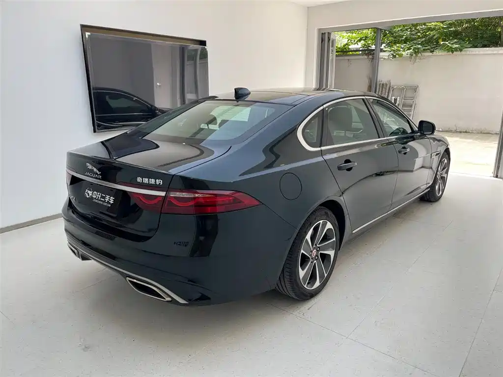 Jaguar XFL 2023 XFL 2.0T P200 Elite Luxury