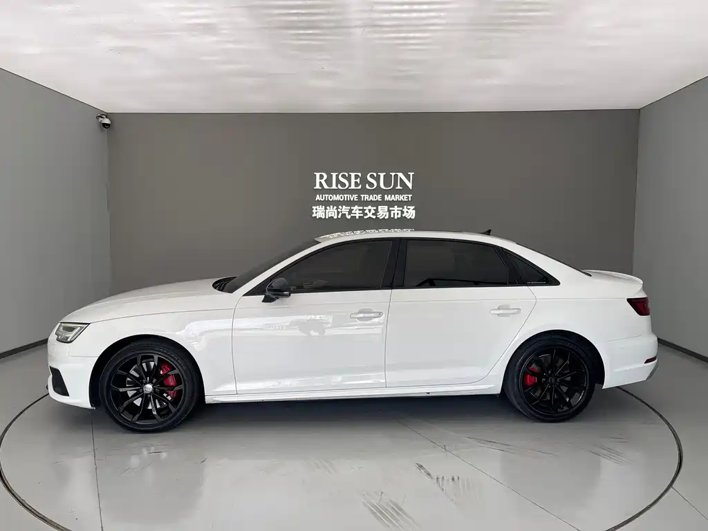 Audi A4L 2019 45 TFSI quattro Sport V