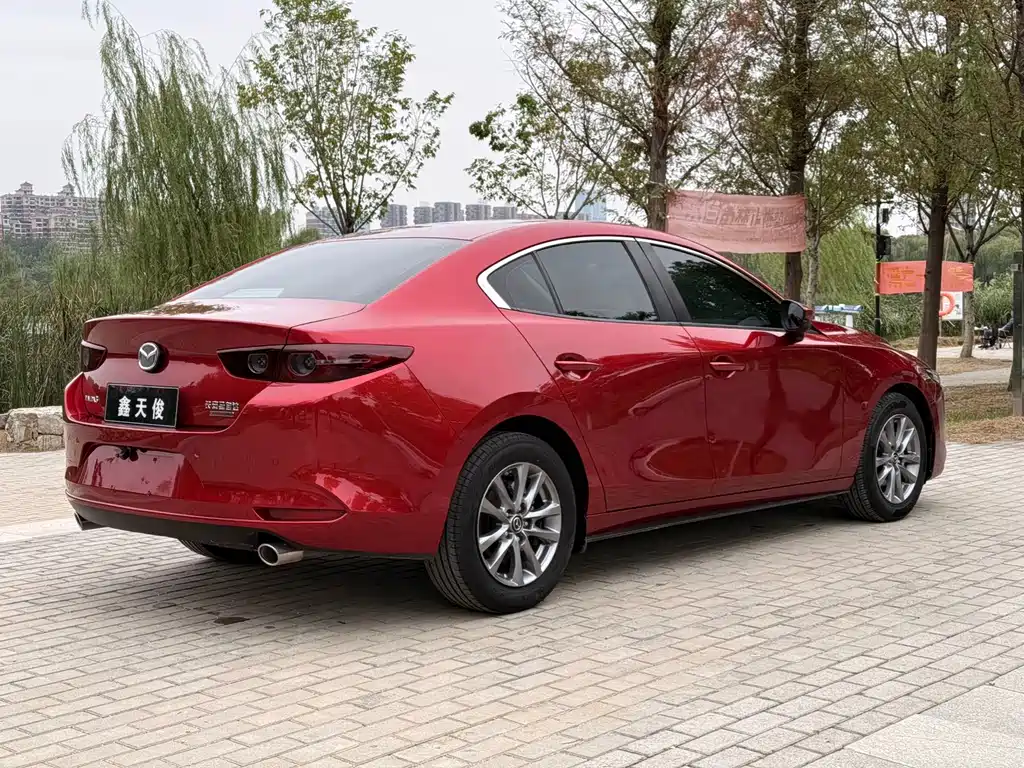MAZDA 3 ANGKESAILA