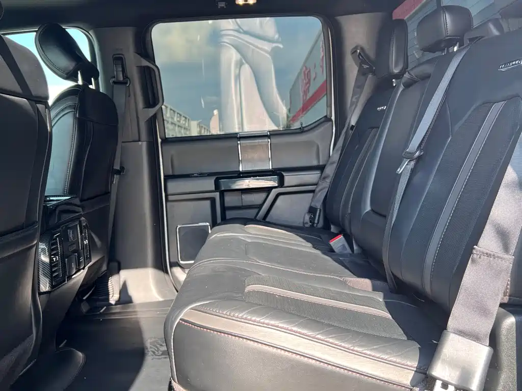 Ford F-150 Raptor — миниатюра 5