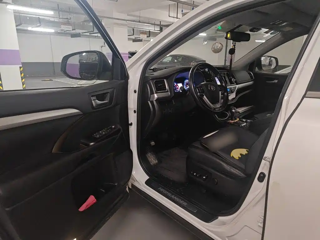 Toyota Highlander — миниатюра 17