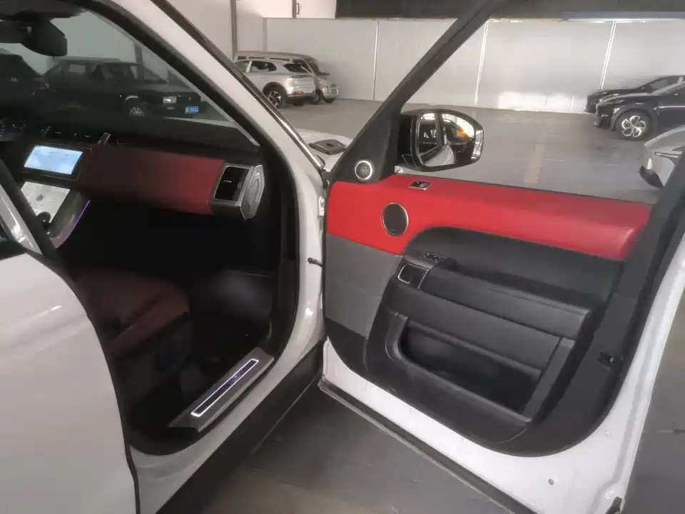 Land Rover Sport — миниатюра 17