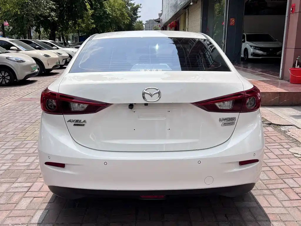 Mazda 3 Axela — миниатюра 8