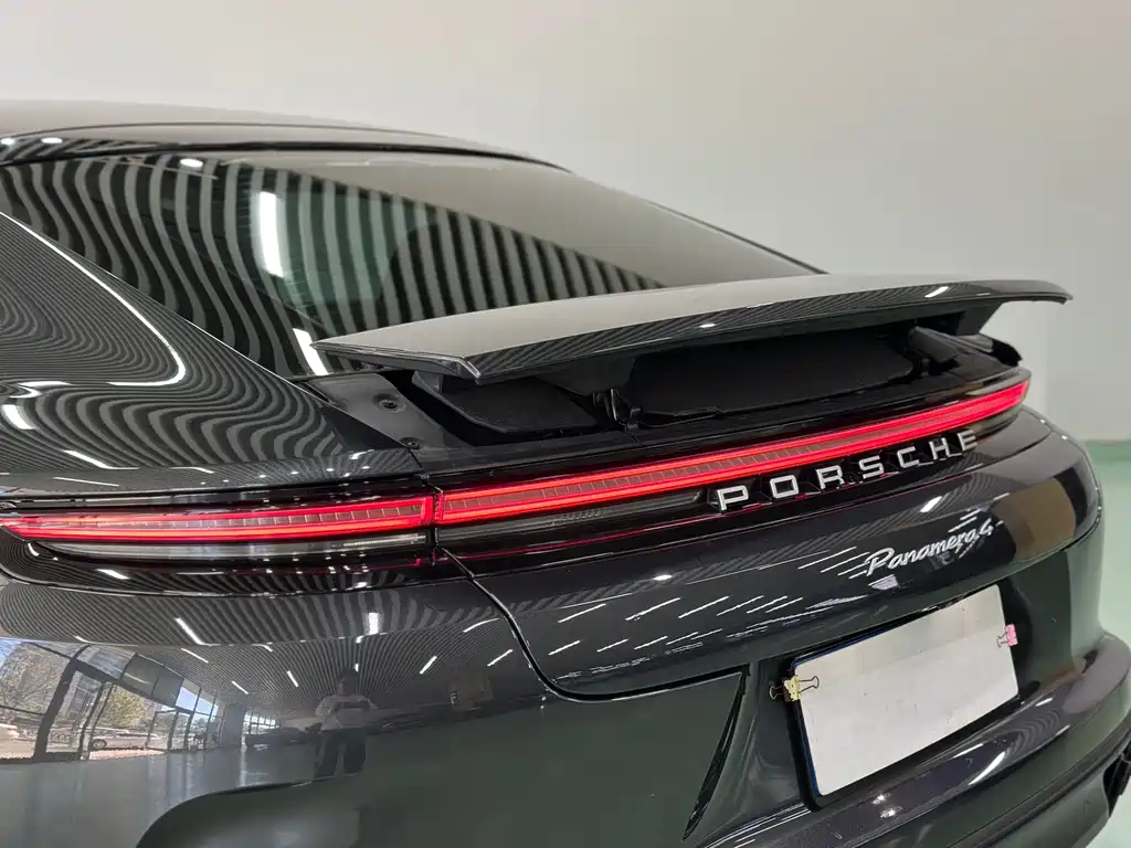 Porsche Panamera — миниатюра 5