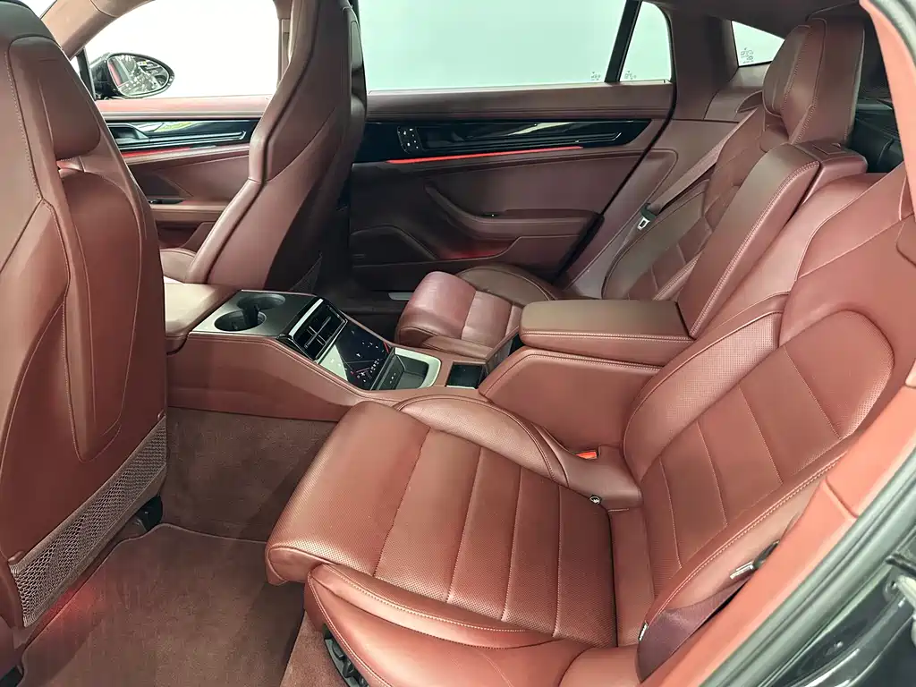 Porsche Panamera — миниатюра 23