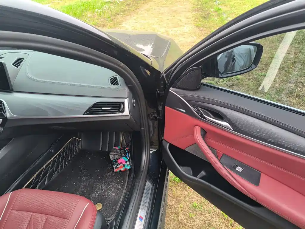 BMW 5 Series — миниатюра 19