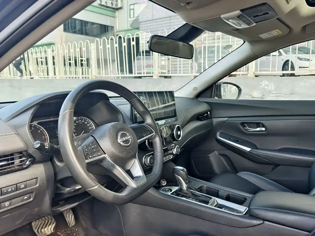 Nissan Sylphy 2023 1.6L CVT Enjoy