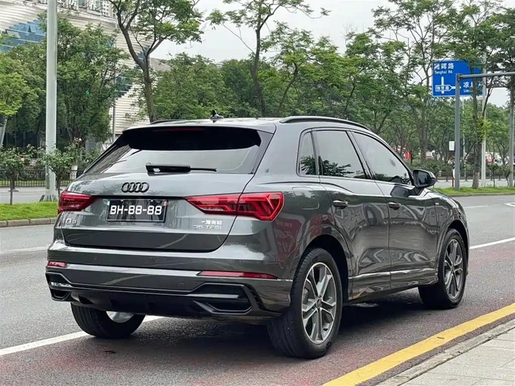 Audi Q3 2023 35 TFSI (1.4T)