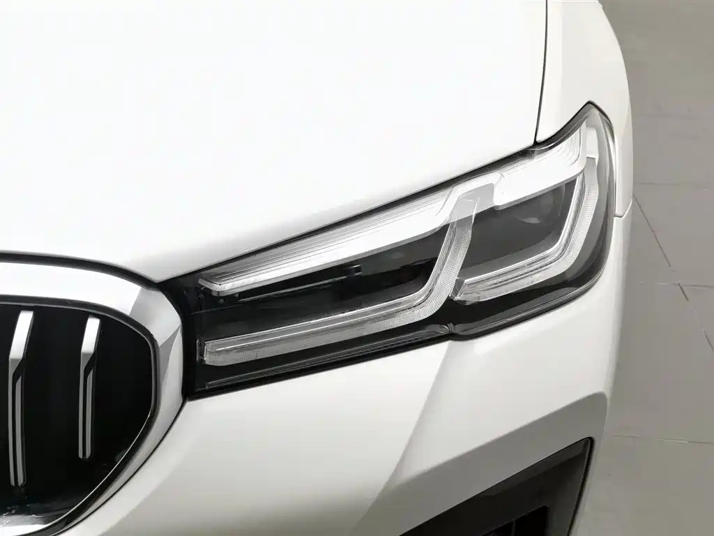 BMW 5 Series 5 2021 535Le M Sport