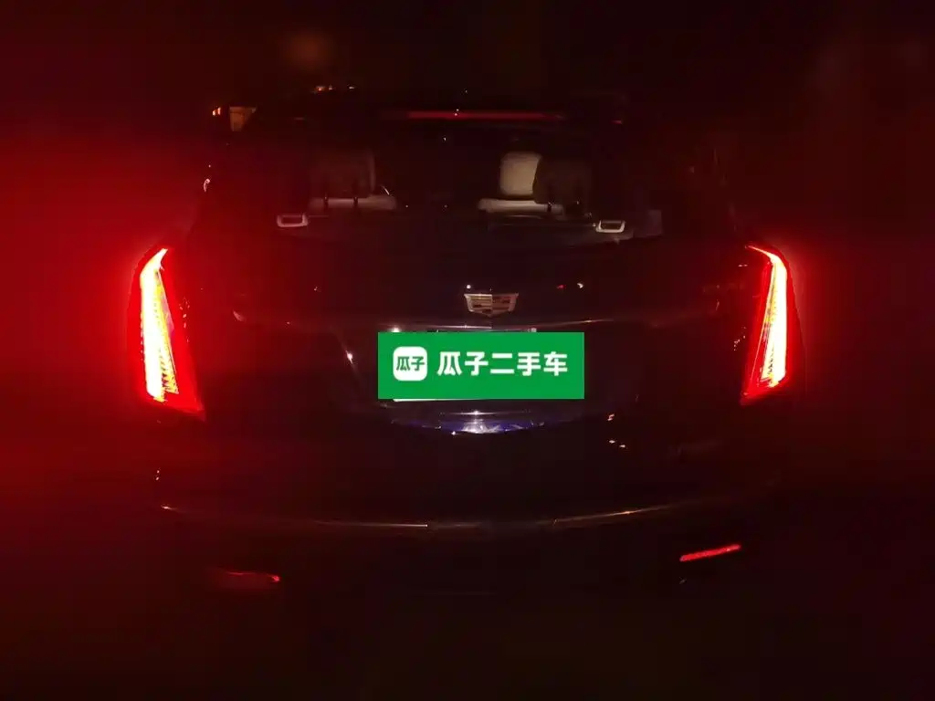 Cadillac XT5 — миниатюра 5