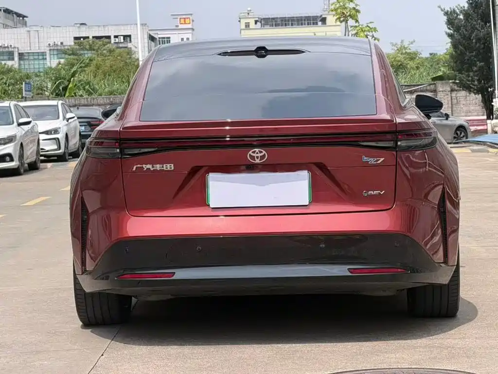 Toyota bZ7 — миниатюра 8