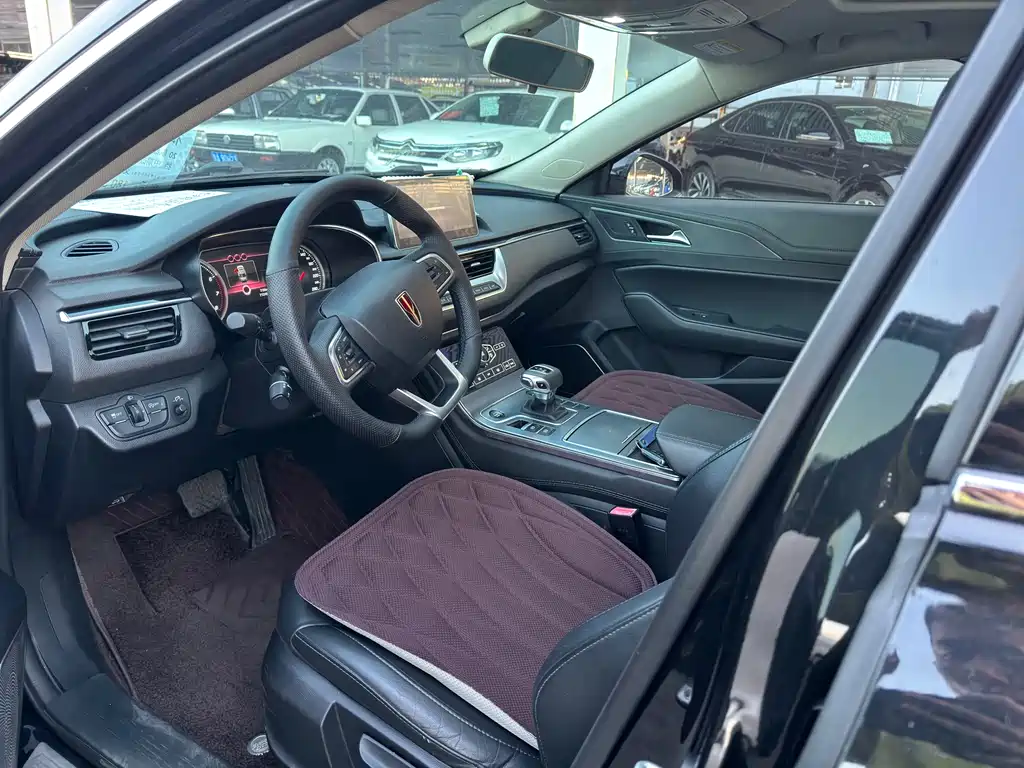 Hongqi Hongqi H5 — миниатюра 4