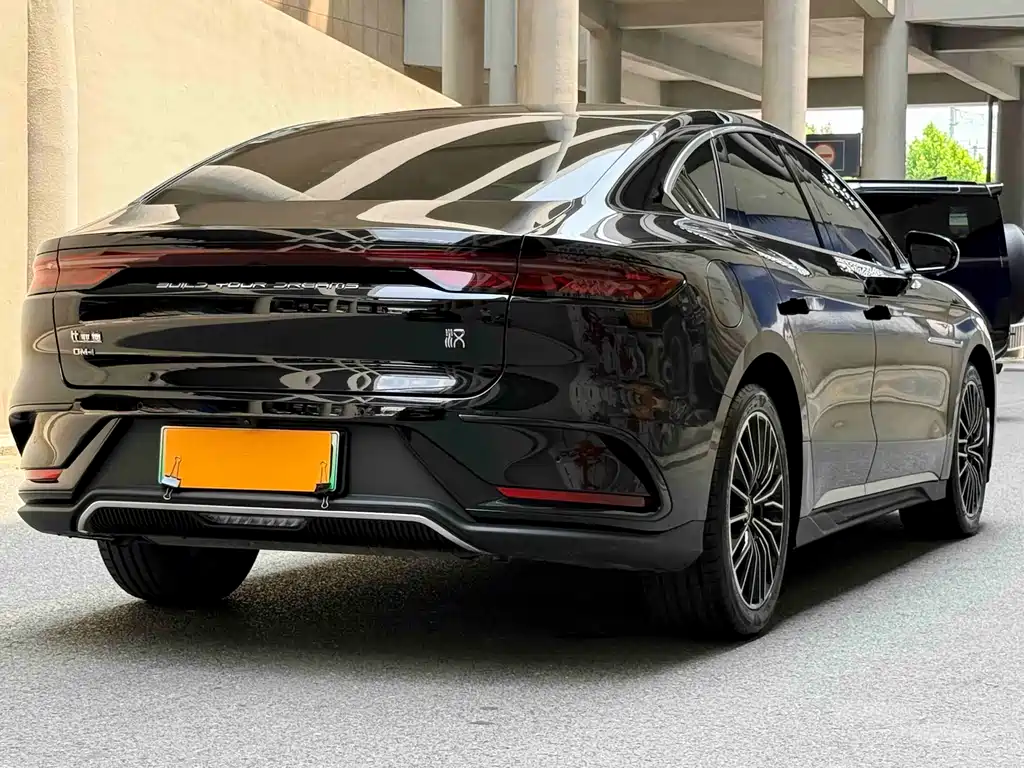 BYD Han 2024 DM-i 121KM Premium