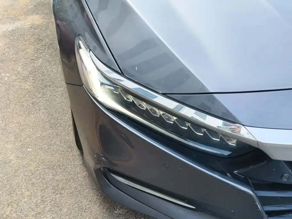 Honda Accord — миниатюра 7
