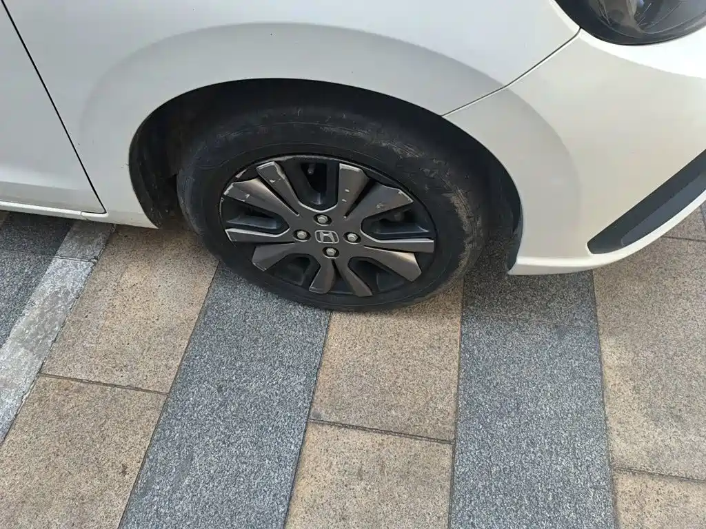 Honda Fit — миниатюра 26