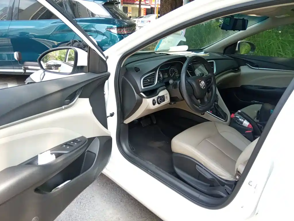 Buick Excelle — миниатюра 17