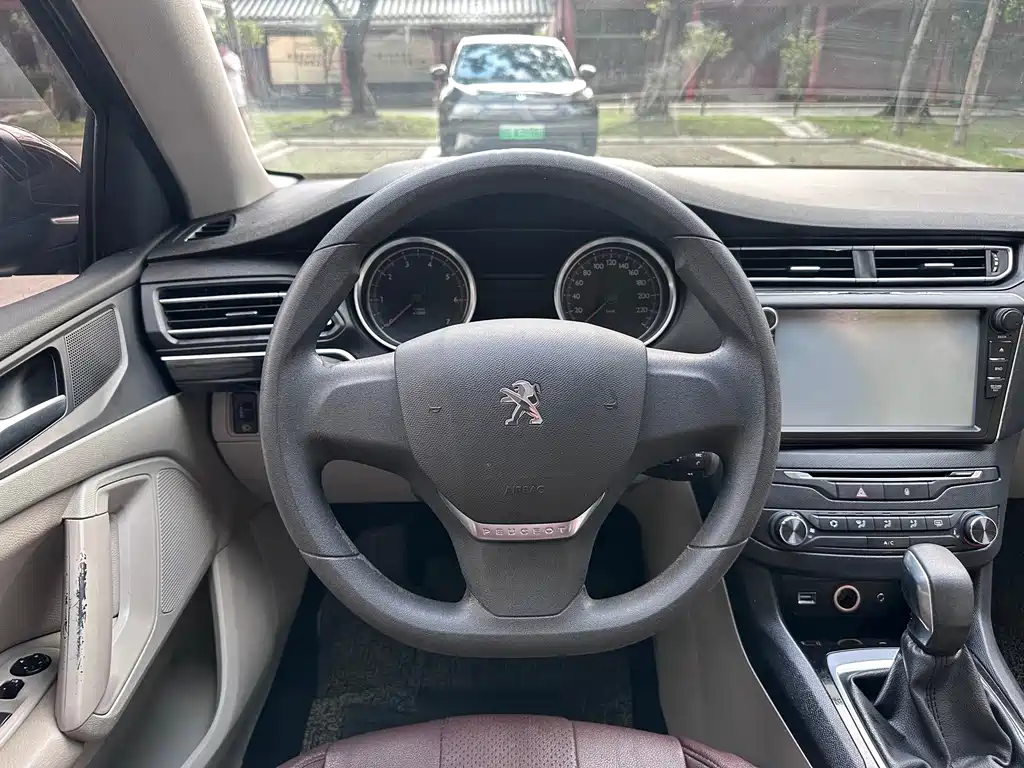 Peugeot 408 — миниатюра 15