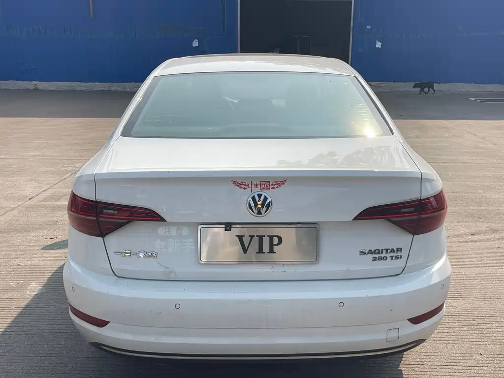Volkswagen Sagitar — миниатюра 4