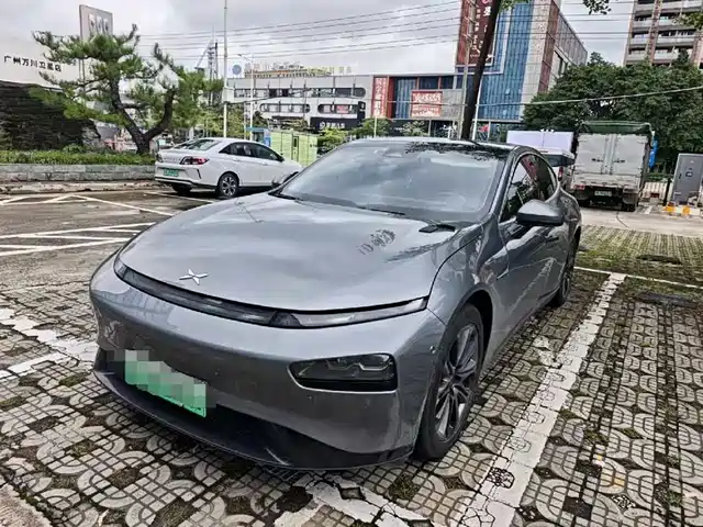 2022 Xpeng P7