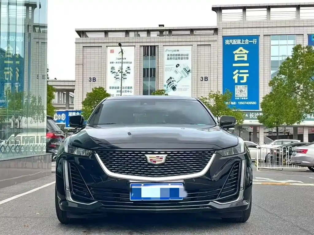 Cadillac CT5 — миниатюра 2