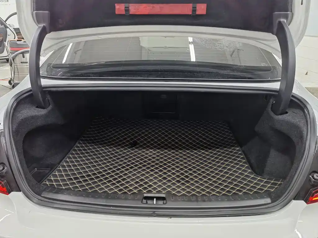 Volvo S60 — миниатюра 6