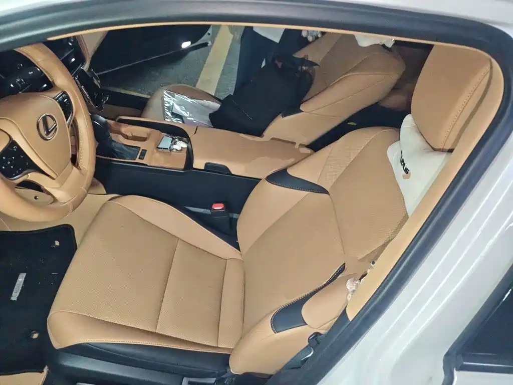 Lexus ES — миниатюра 16