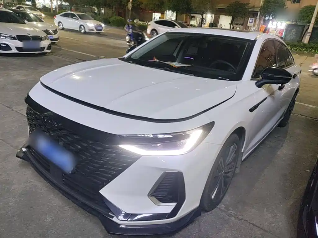 Chery Arrizo 8