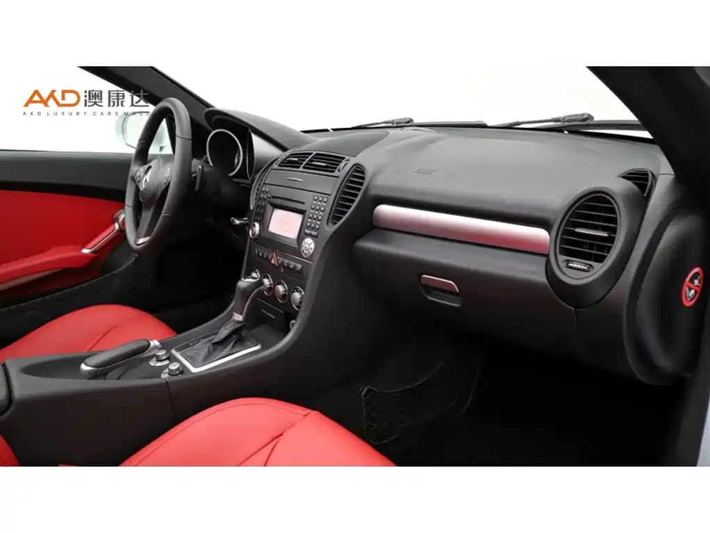 Mercedes-Benz SLK-Class — миниатюра 6