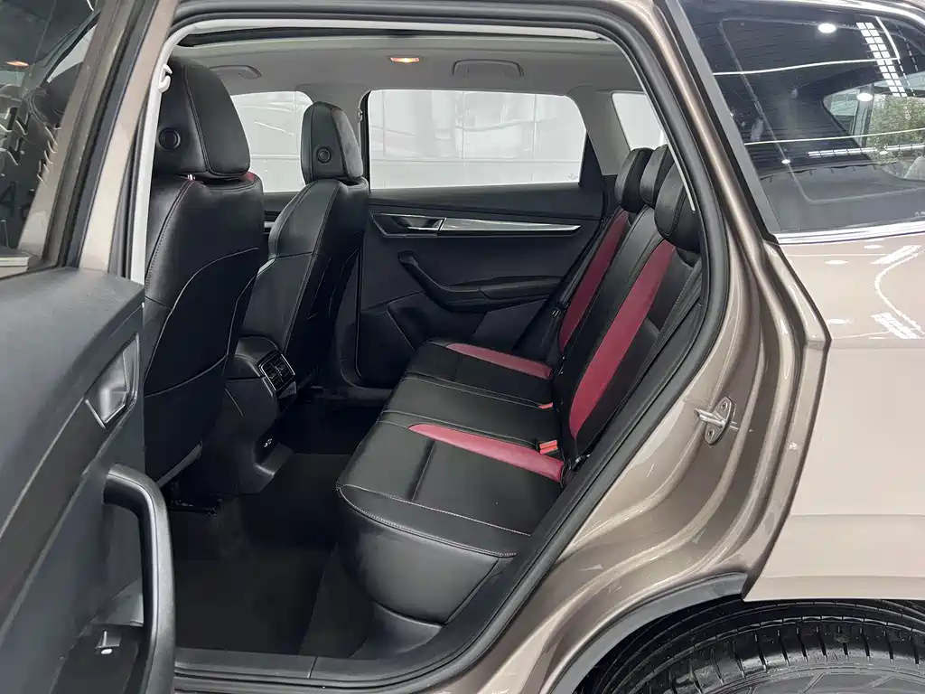 Skoda Karoq — миниатюра 13