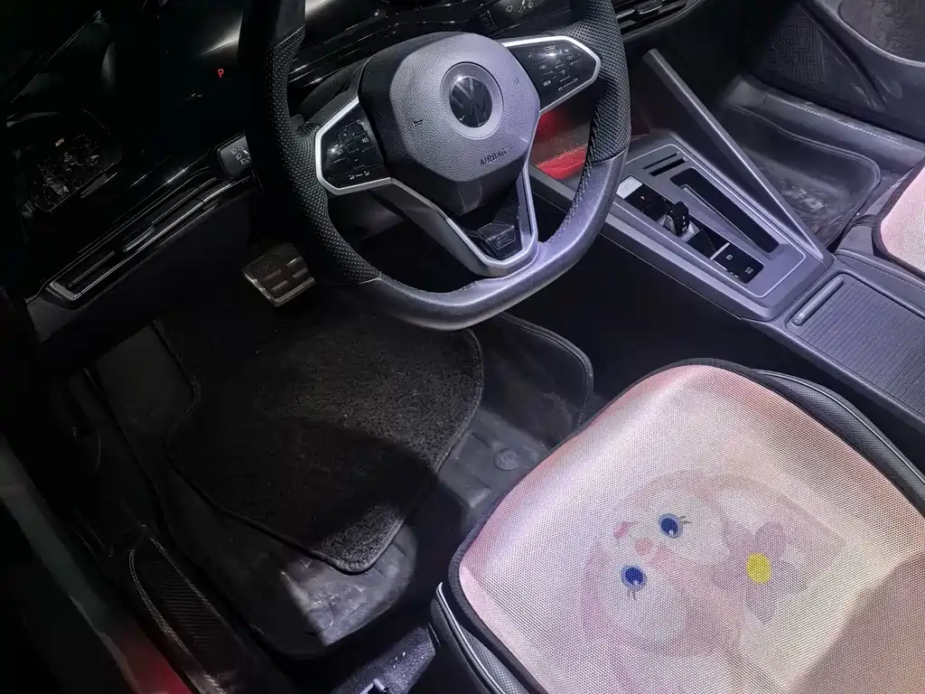 Volkswagen Golf — миниатюра 6