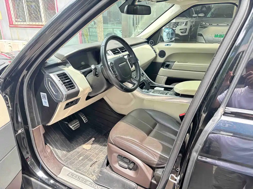 Land Rover Range Rover Sport 2014 3.0 SC V6 HSE DYNAMIC