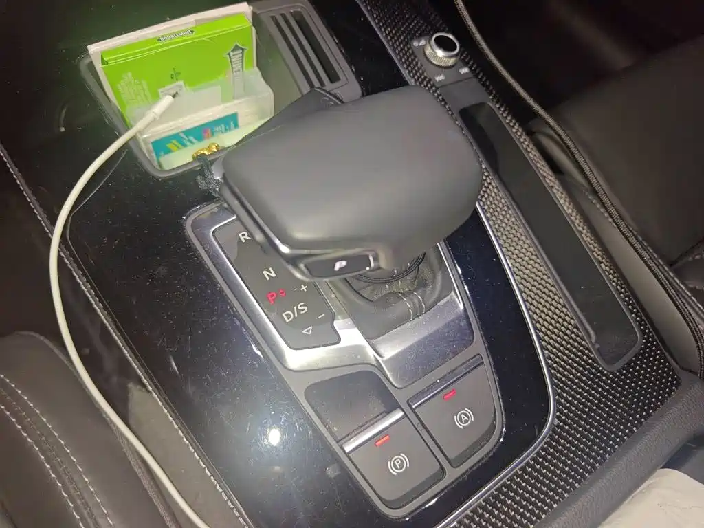 Audi Q5L Sportback — миниатюра 10